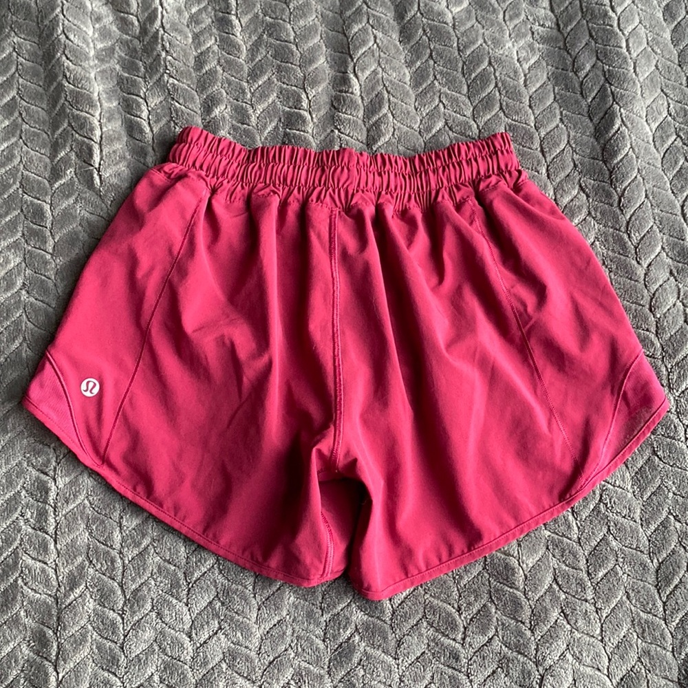 lululemon 2” hotty hots